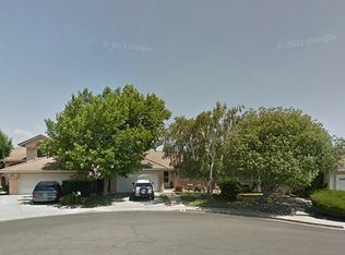 906 Lakeview Ct, Fairfield, CA 94534