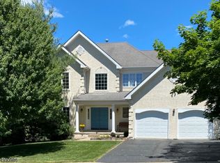 11 Aberdeen Pl, Basking Ridge, NJ 07920