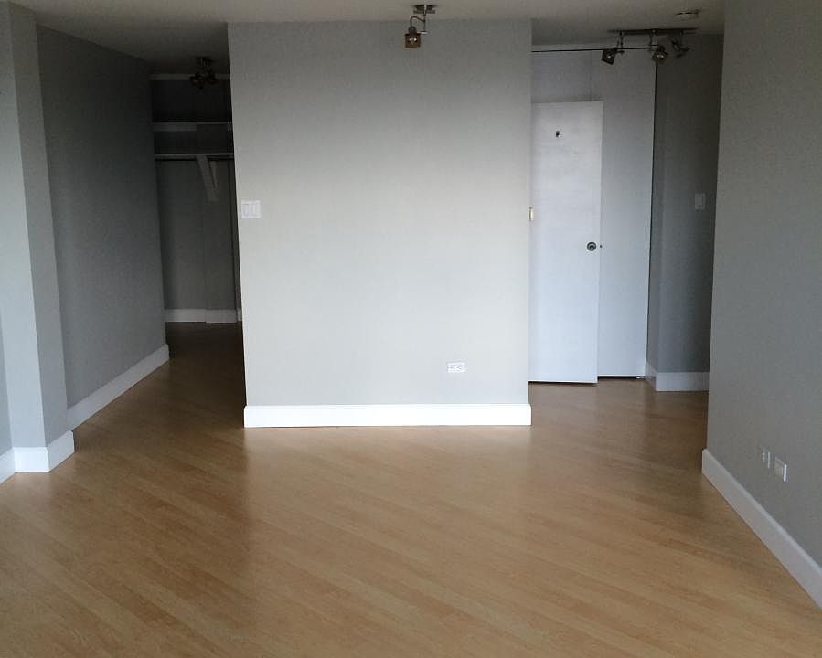 1st image of 1111 N Ash St APT 310
