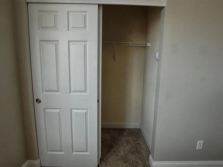 921 Sharkey Ln — Photo 19