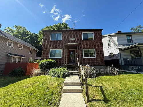 68 Knecht Dr #3 Photo 1