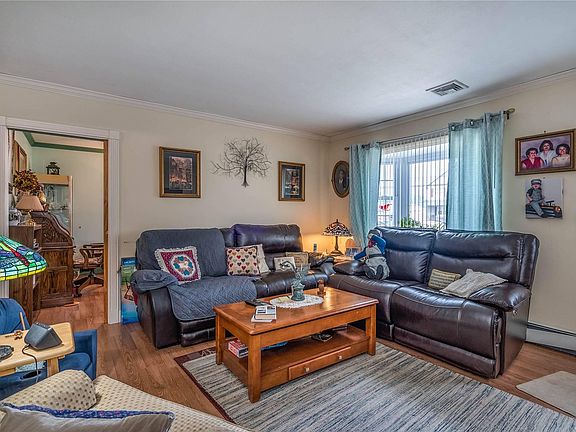 5th image of 38 Meroke Ln