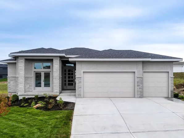 25042 W 112th St, Olathe, KS 66061