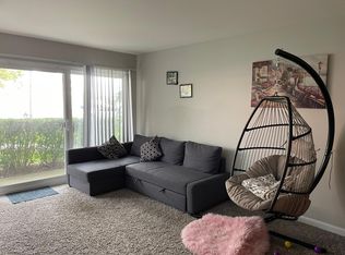 1108 N Plum Grove Rd APT 101, Schaumburg, IL 60173