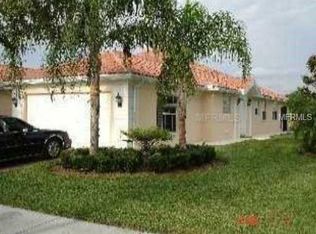 8000 Camminare Dr, Sarasota, FL 34238