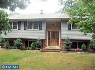 96 Stardust Dr, Newark, DE 19702