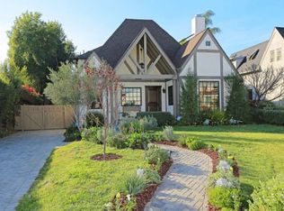 1657 Hi Point St, Los Angeles, CA 90035