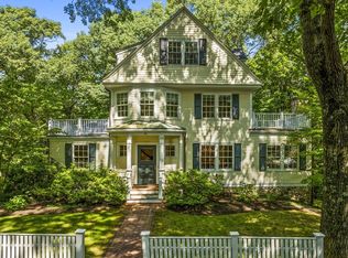 53 Woodlawn Ave, Wellesley, MA 02481
