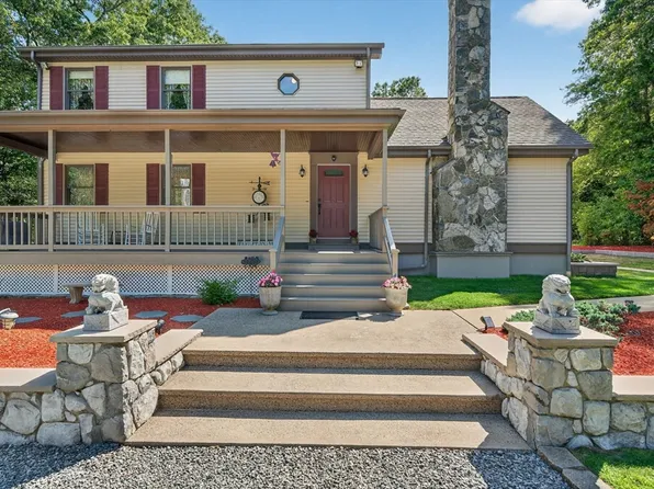 631 Hart St, Dighton, MA 02715
