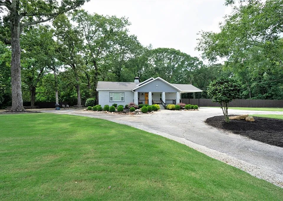 811 King Rd