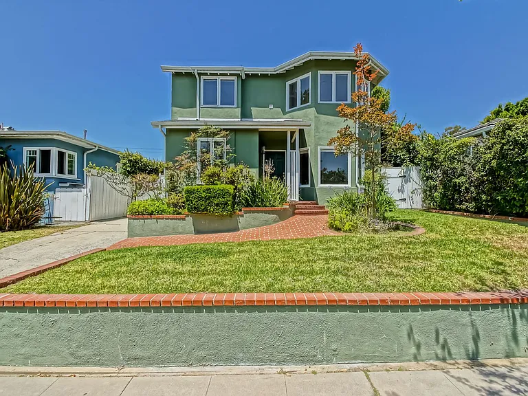 8005 Gonzaga Ave — Photo 36