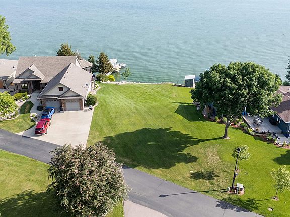 4th image of 6554 Killarney Park Dr