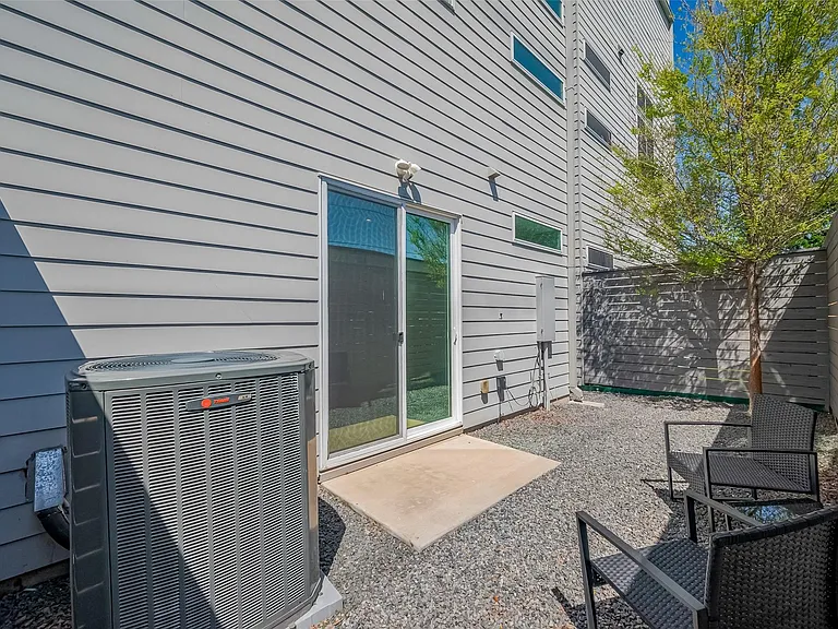 5919 E Post Oak Ln — Photo 36