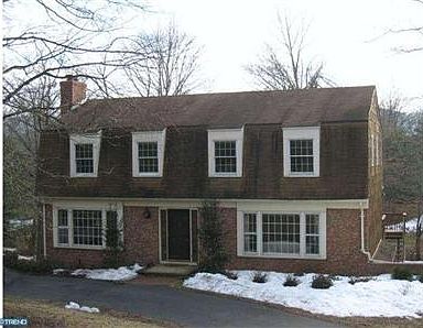 1st image of 5 Whispering Hills Dr