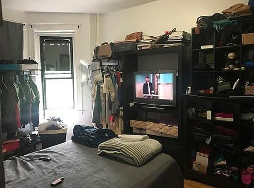 3rd image of 39 Glenville Ave APT 9