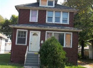 221 27th Ave, Bellwood, IL 60104
