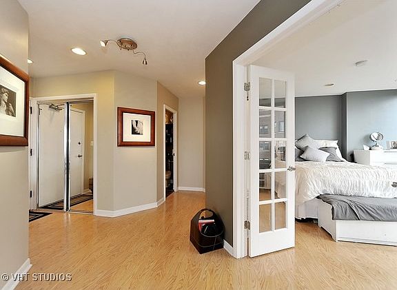 3rd image of 360 W Wellington Ave APT 18F