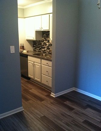 5th image of 6105 Knoll Valley Dr APT 304