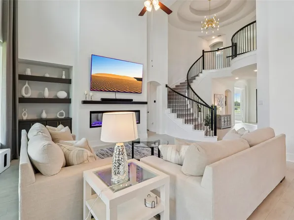 13604 Sabine Lake Dr, La Marque, TX 77568