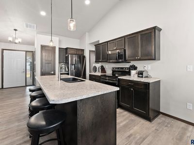 6802 W Gresford Pl, Sioux Falls, SD, 57106