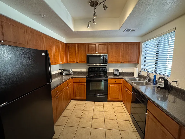7575 E Indian Bend Rd #1043 — Photo 2