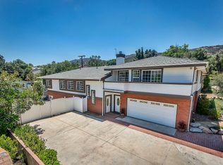 10140 McVine Ave, Sunland, CA 91040