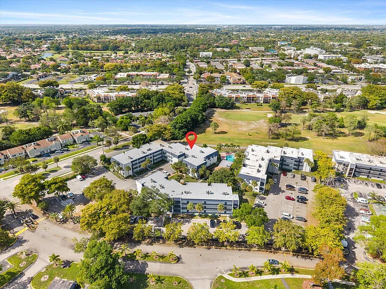 8000 Lagos De Campo Blvd #A-307 — Photo 37