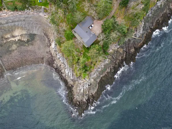 3610 Outrigger Rd, Nanaimo, BC V9P 9H3