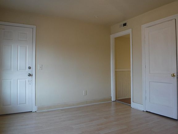 5th image of 82 Whittier Avenue # Fl 3rd