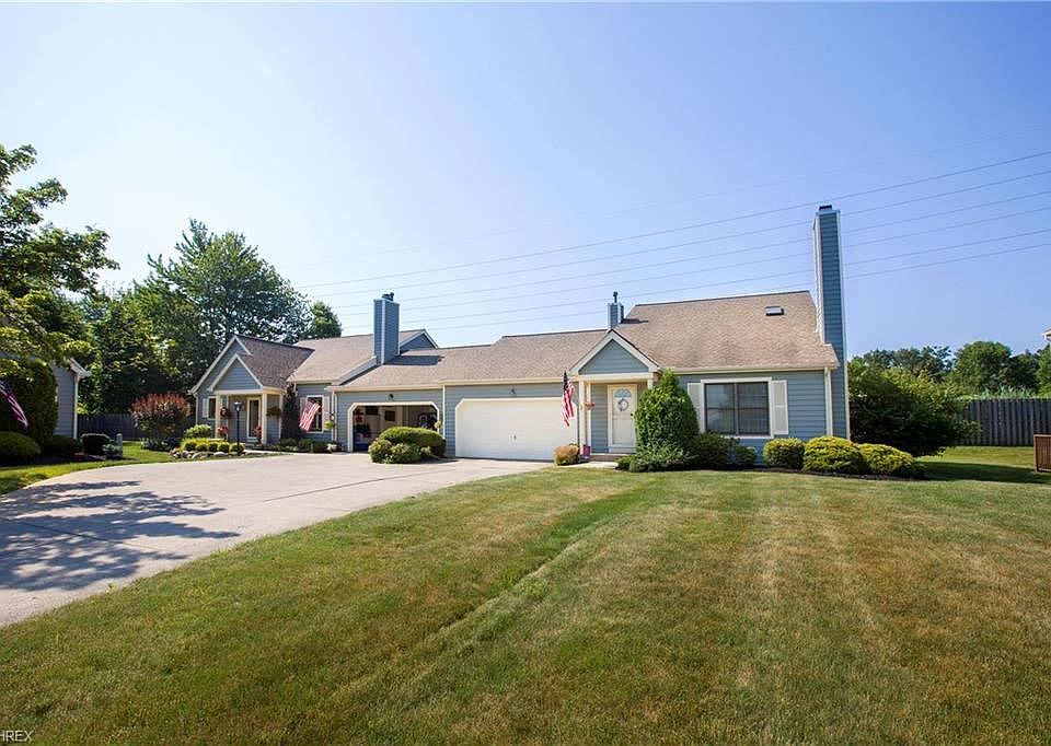 1st image of 19 Pond Dr