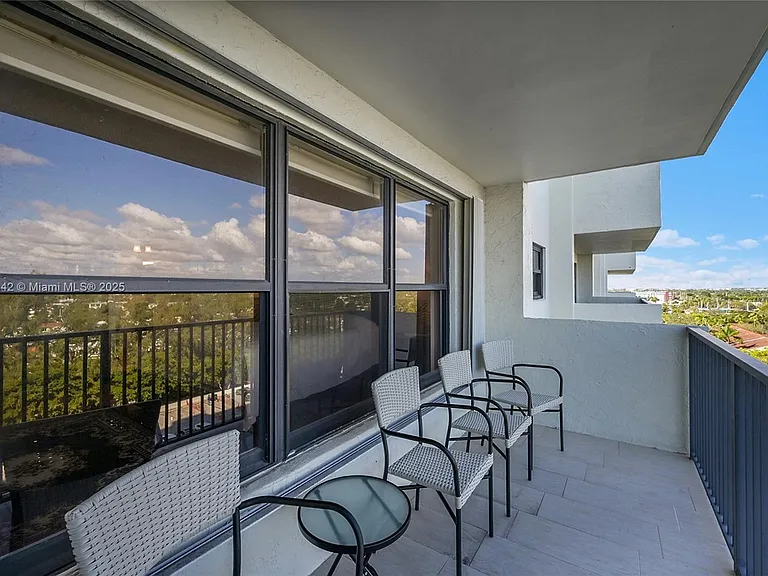 3200 N Port Royale Dr N #1009 — Photo 25