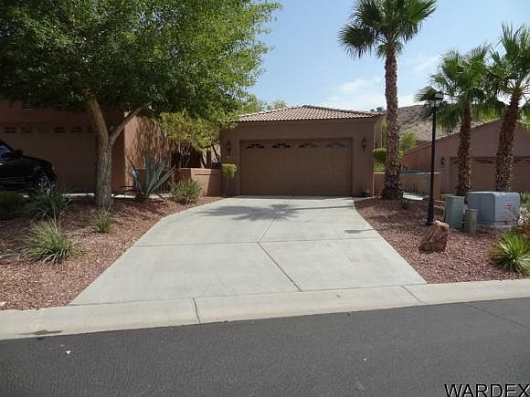 1st image of 2704 Desert Flowers Dr
