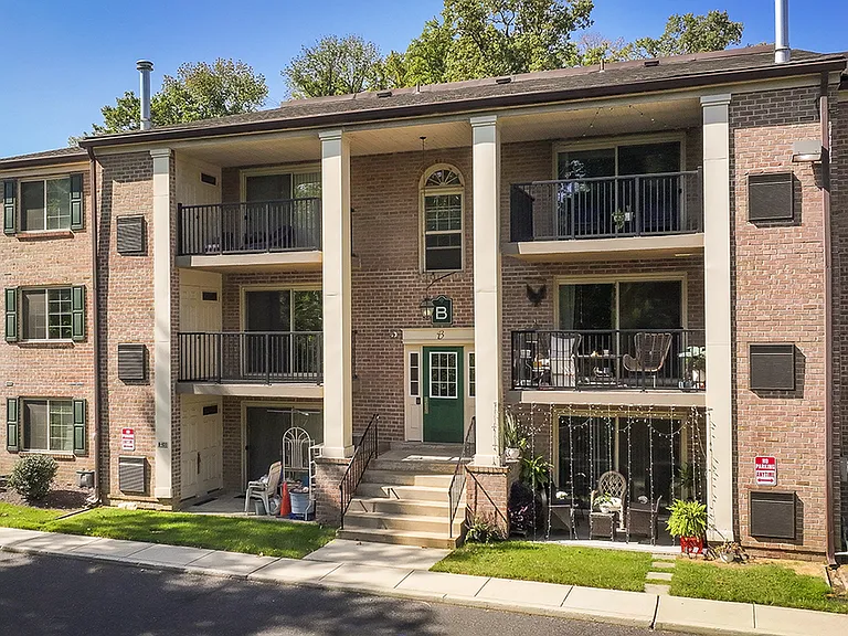 Hillcrest Exterior
