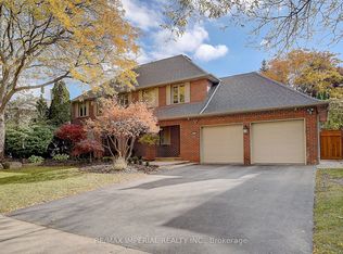 1832 Pine Siskin Ct, Mississauga, ON L5L 2Y3