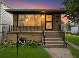 2016 W 52nd St, Chicago, IL 60609