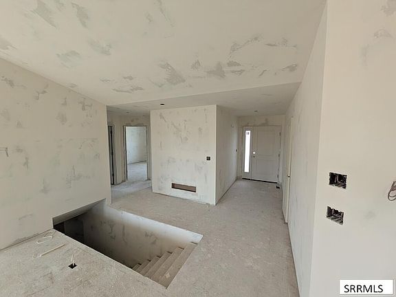 5th image of 3873 E Walnut Way
