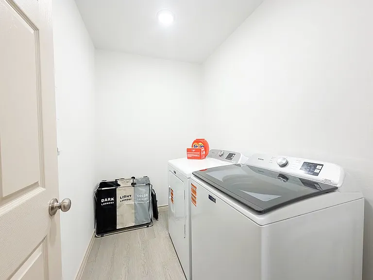 1337 Bajada St — Photo 15