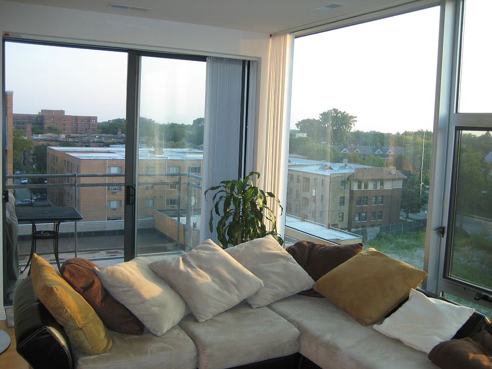 1st image of 1740 Oak Ave Unit 708