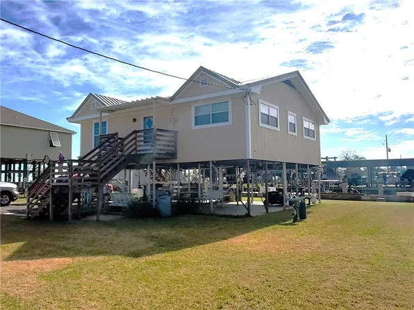 4510 Touche Dr, New Orleans, LA 70129