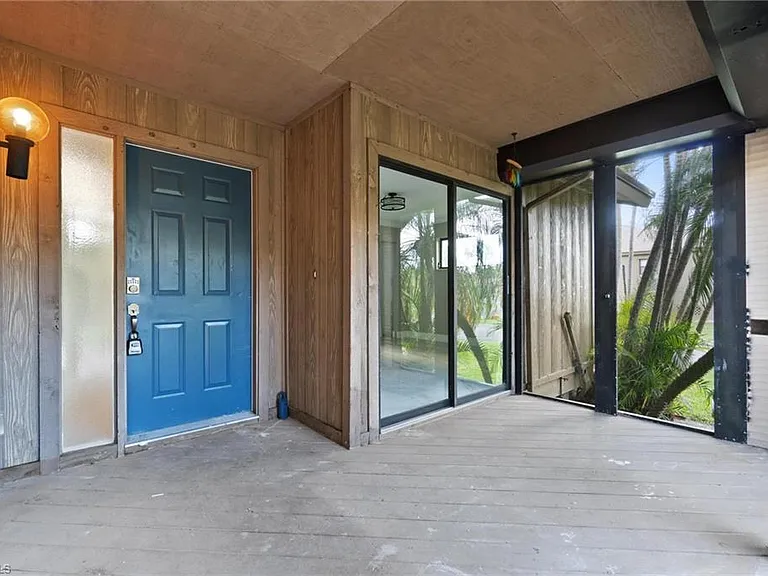 17754 Grande Bayou Ct — Photo 3