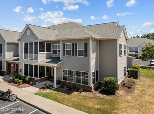 1905 Covengton Way UNIT 104, Greenville, NC 27858