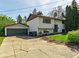 1117 S Crestline St, Spokane, WA 99202