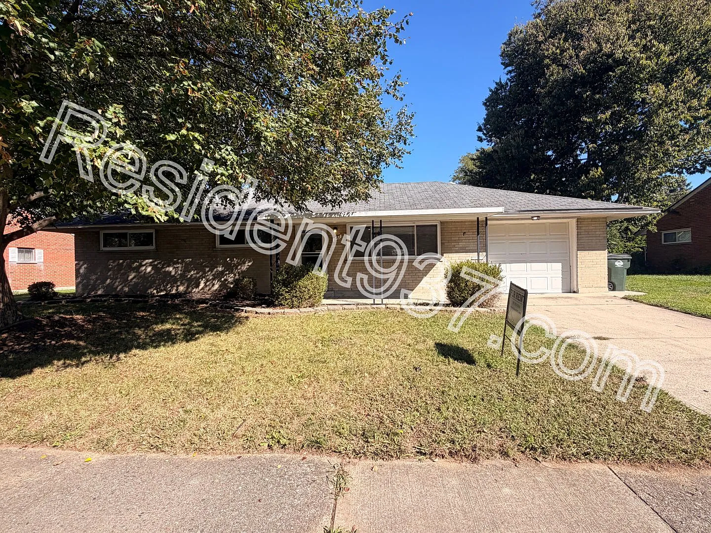 3 Bed 1 Bath Home — Photo 2