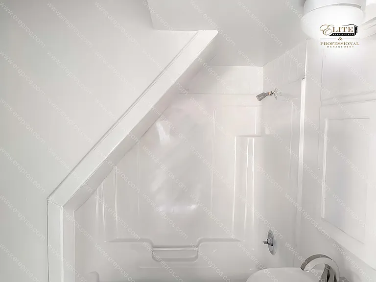 175 Jefferson St — Photo 9