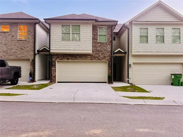 181 Dewey Rd #70, Lilburn, GA 30047