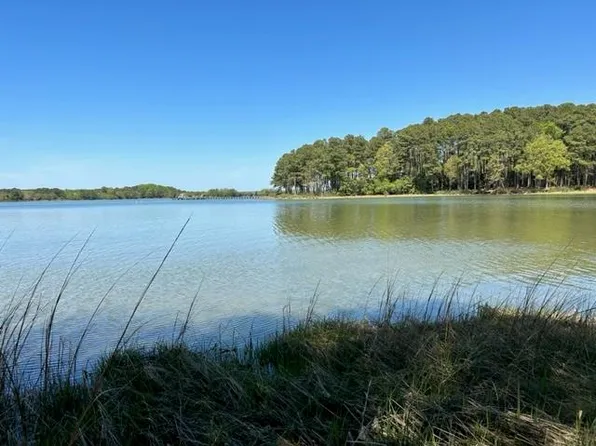 1A Wilsonia Pines Dr, Machipongo, VA 23405