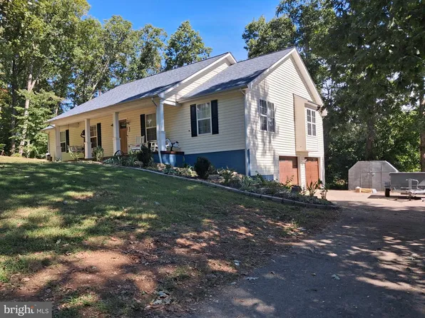22 Kelley Hill Ln, Fredericksburg, VA 22405