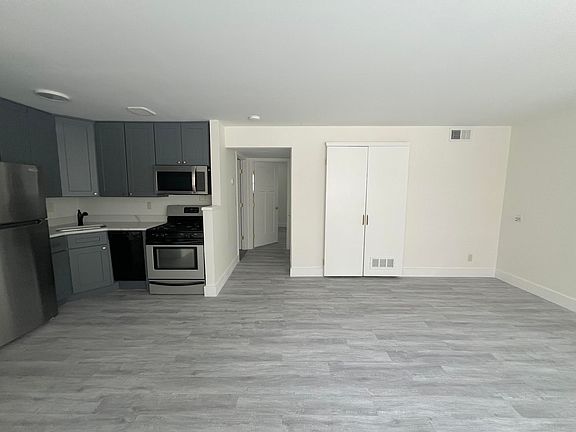 4th image of 444 Stanley Ave APT 2