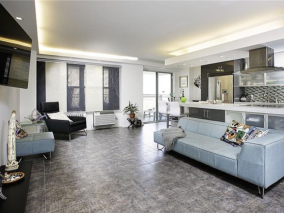 3rd image of 2650 Cropsey Ave #4C