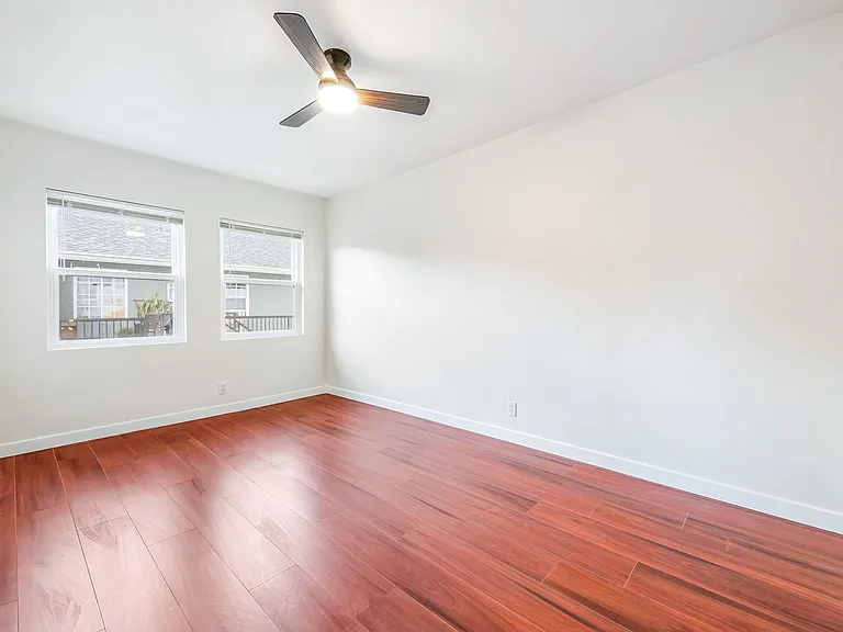 5863 Whitnall Hwy #4 — Photo 7